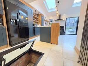 Photo 14- click for photo gallery